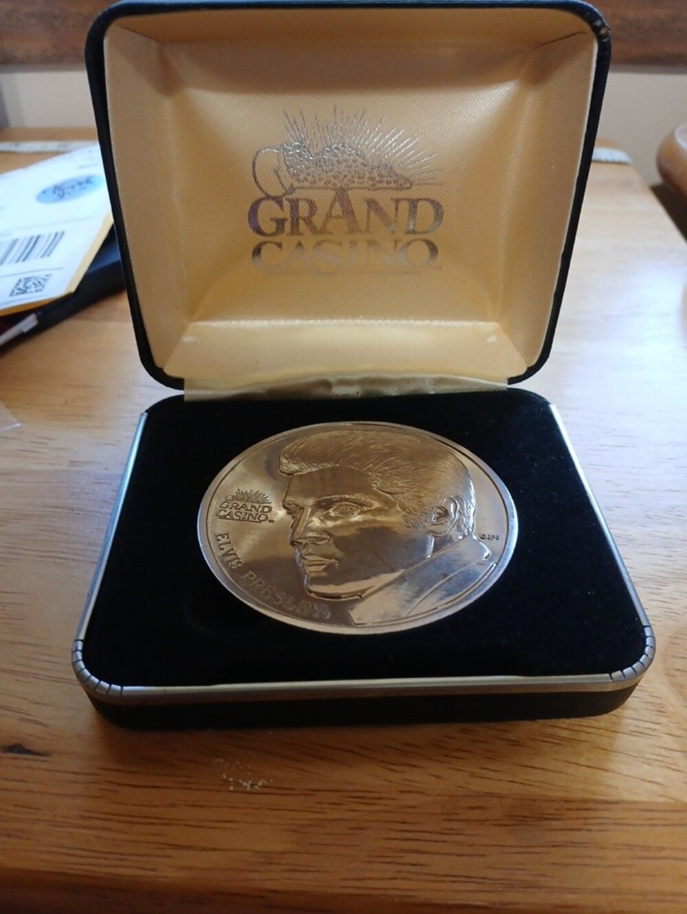 Elvis Vintagr Silver Commemorative Coin in Black Presentation Case
